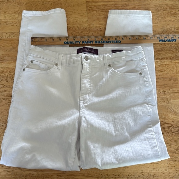 Gloria Vanderbilt White Boyfriend Jeans size 10 Cotton/spandex cotton spandex - Picture 1 of 11